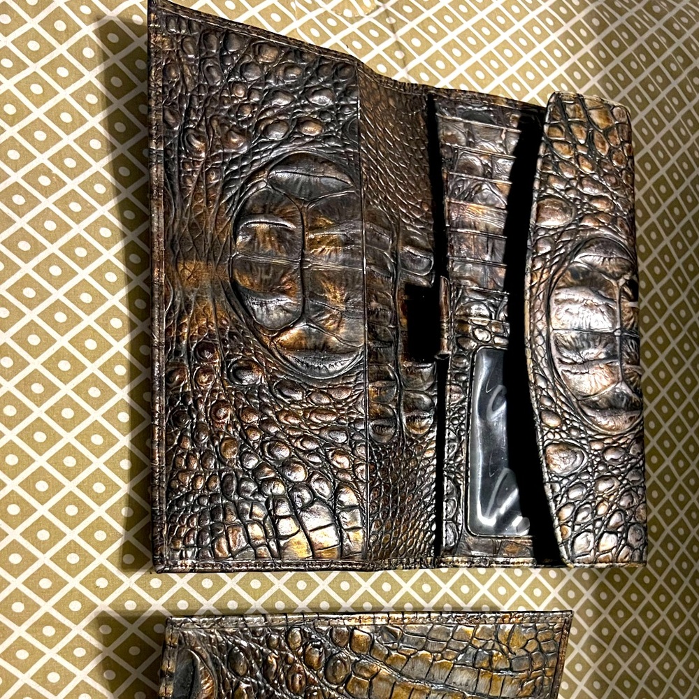 Brahmin Wallet